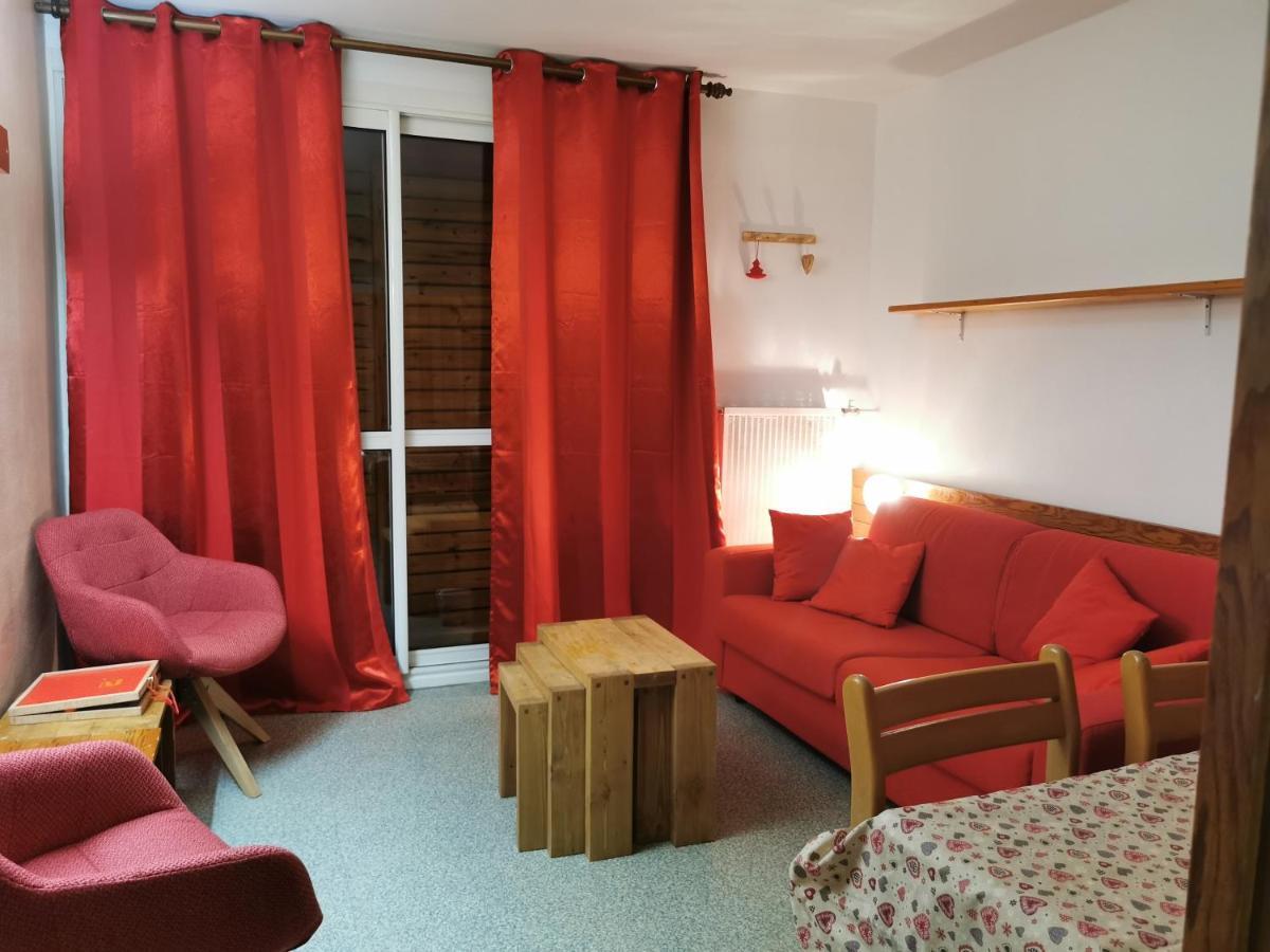 Joli Studio Terrasse Face Aux Pistes SuperDevoluy Dış mekan fotoğraf